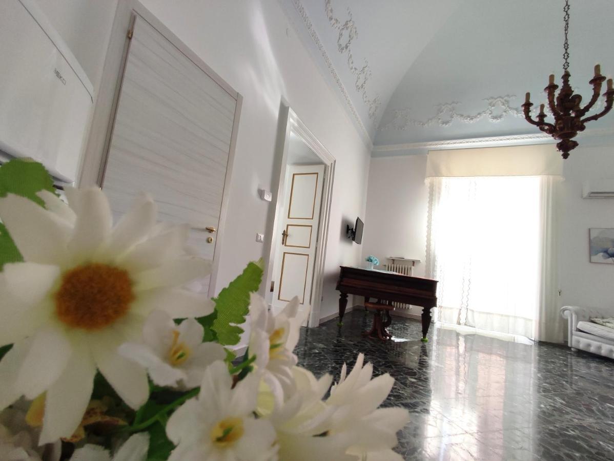 Appartamento Dimora Della Marchesa - Al Duomo Manfredonia Esterno foto